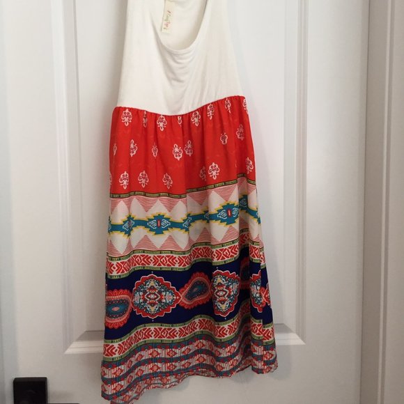 Bohemian flowy dress! - Picture 2 of 2